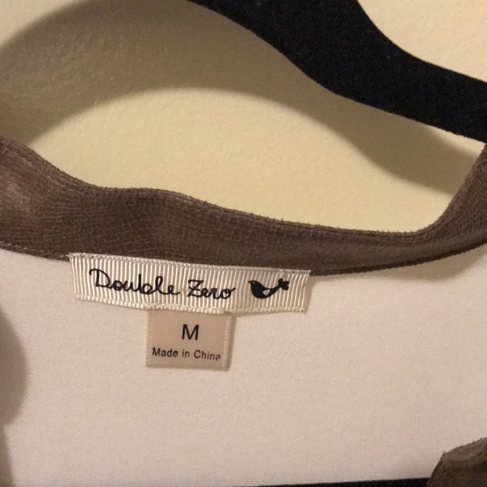 Clothes - Picture 3 of 3